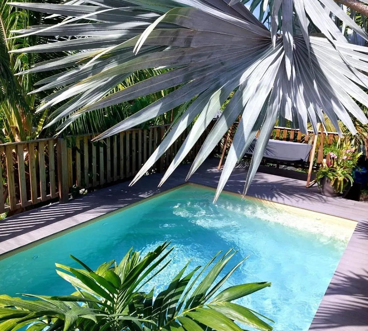 Superbe Appartement Avec Piscine A Saint-Francois - 15 Pourcents En Moins Pour Les Sejours De 7Jours Et Plus